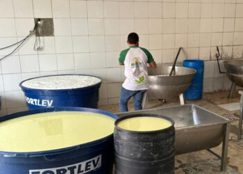 Governo de Sergipe fiscaliza queijarias e fabriquetas em Porto da Folha, no alto sertão do estado