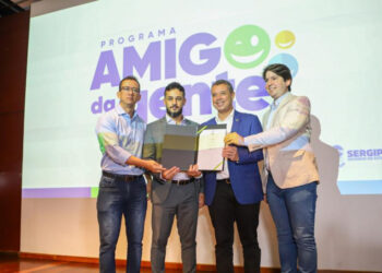 Fábio lança programa ‘Amigo da Gente’ e sanciona lei de estímulo à autorregularização do ICMS