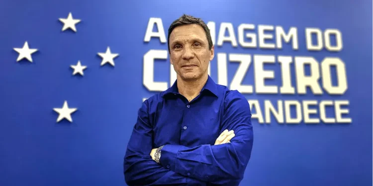 Cruzeiro anuncia Zé Ricardo para a vaga de Pepa