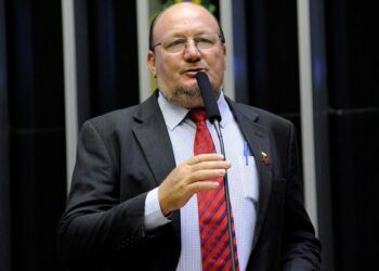 Deputado João Daniel defende medidas para vencer a “Crise do leite”