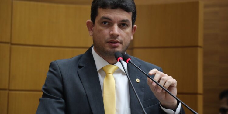 Paulo Júnior propõe audiência pública sobre transporte e mobilidade