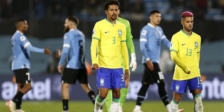 Eliminatórias: Brasil perde para Uruguai em noite para esquecer