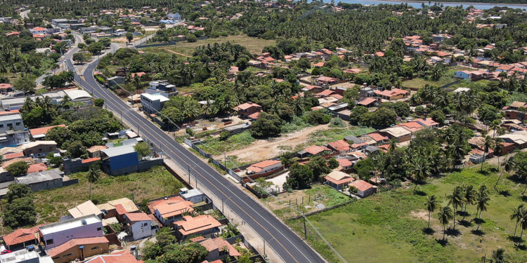 Serviços paliativos e emergenciais de pavimentação na Rodovia dos Náufragos foram concluídos