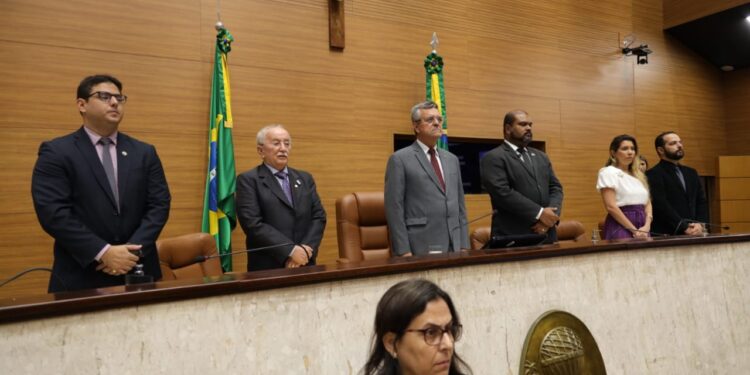 Sessão Especial destaca o Dia do Fisioterapeuta e Terapeuta Ocupacional