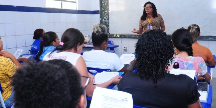 Prefeitura de São Cristóvão abre inscrições para 140 vagas de cursos profissionalizantes