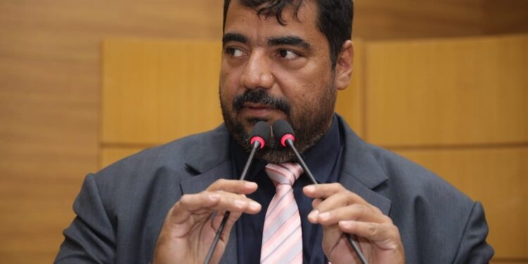 Luizão Donatrampi pede ações para resolver problemas econômicos