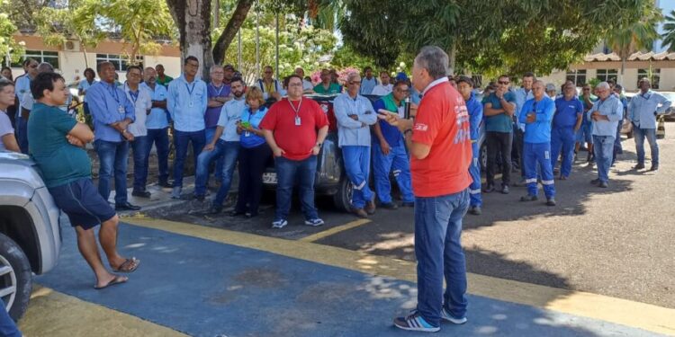 SINDISAN realiza reunião com os trabalhadores para atualizar situação da DESO em Sergipe