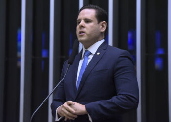 Rodrigo Valadares e comitiva na Argentina como observadores para preservar a democracia nas eleições