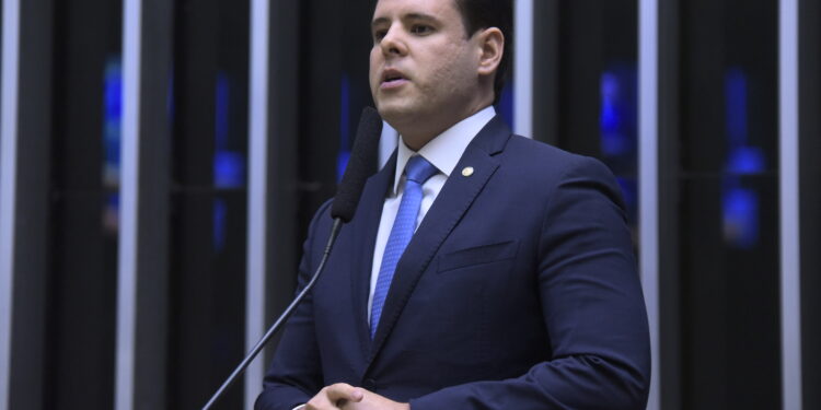 Rodrigo Valadares e comitiva na Argentina como observadores para preservar a democracia nas eleições