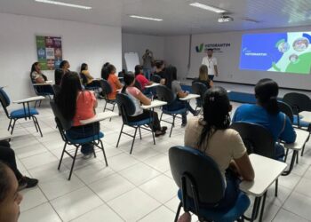 Moradoras de Laranjeiras participam de curso gratuito oferecido pela Votorantim