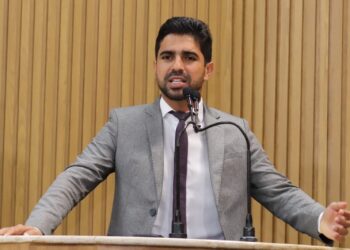 Vereador Pastor Diego cobra posição da PMA sobre aplicabilidade das emendas impositivas