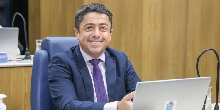 Projetos do vereador Fabiano Oliveira são aprovados na CMA