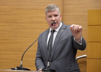 Cristiano Cavalcante comemora aumento no índice de empregos em Sergipe