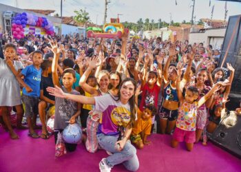Yandra promove Projeto ‘FelizCidade’ na Ponta da Asa, em Aracaju