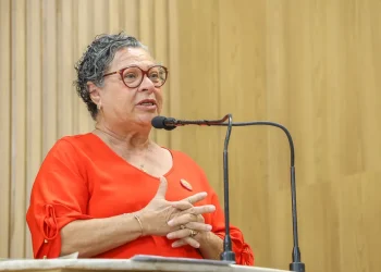 Morre, aos 67 anos, a vereadora de Aracaju, professora Ângela Melo