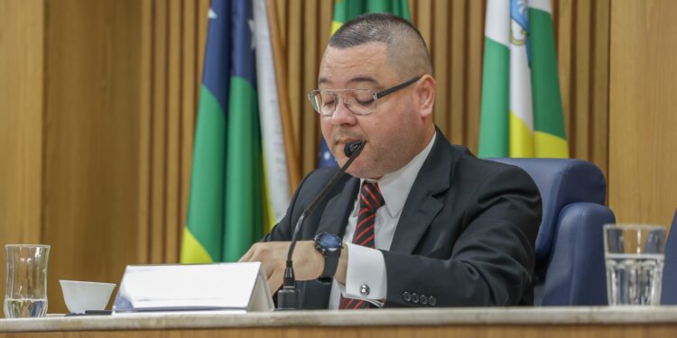 PL “Programa Coleta Legal”, de autoria de Eduardo Lima, é aprovado em 1ª discussão 