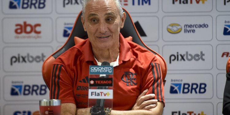 Tite é apresentado oficialmente como técnico do Flamengo