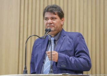 Miltinho Dantas apresenta o Projeto de Lei 320/2023