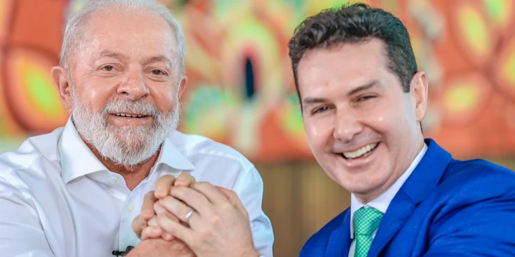 Governo entrega 1.651 moradias do Minha Casa, Minha Vida em 4 estados