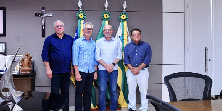 Marcos Santana se reúne com prefeitos da Grande Aracaju para anunciar implantação do Consórcio do Transporte Público
