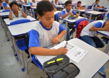 Mobilização para as provas do Saeb continua nas escolas da rede pública estadual