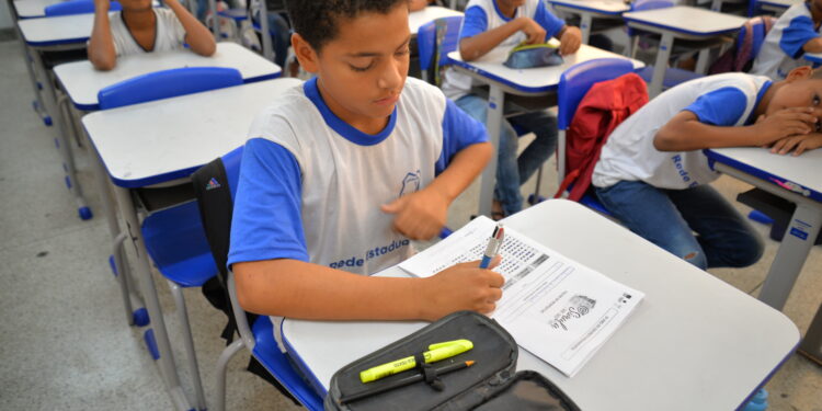 Mobilização para as provas do Saeb continua nas escolas da rede pública estadual