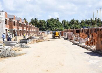 Moradores do 17 de Março aprovam avanços no bairro e construção do novo residencial