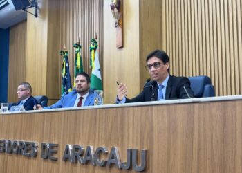 Superintendente da SMTT vai à Câmara Municipal e destaca melhorias no trânsito de Aracaju