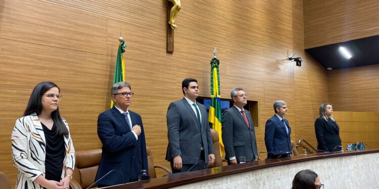 Defesa da vida: Luciano Pimentel conduz discussão sobre descriminalização do aborto