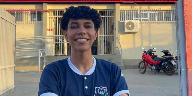 Quatro alunos sergipanos são pré-selecionados para o Parlamento Jovem Brasileiro 2023