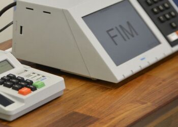 Eleitor deve estar em situação regular para votar nas Eleições 2024