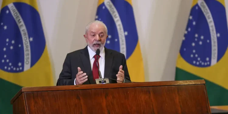 Lula diz que não precisa gostar de presidentes dos países vizinhos