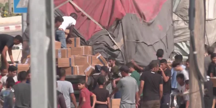 Grupo de brasileiros tem expectativa de sair de Gaza na quinta-feira