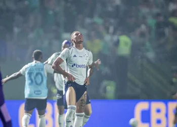 Cruzeiro supera Goiás e ganha fôlego na lua contra o rebaixamento