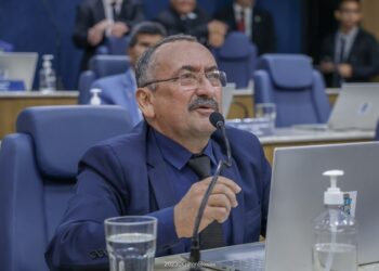 Vereador Cícero do Santa Maria defende organização do transporte público na zona sul 