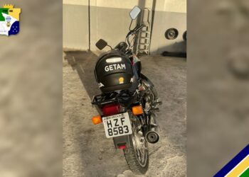 PM apreende veículo com sinais de adulterações no Centro de Aracaju