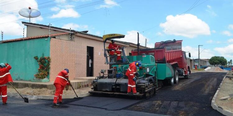 Pavimentação Asfáltica transforma vida dos moradores do loteamento Nossa Senhora de Fátima