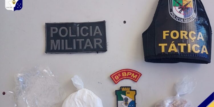 Polícia Militar prende suspeito de tráfico com drogas em Carmópolis