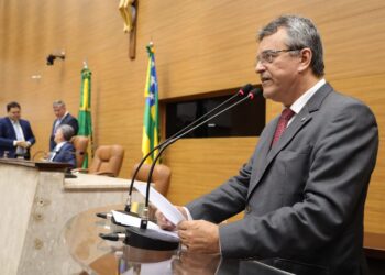 Deputado repudia possibilidade de atraso do ‘Sergipe Águas Profundas’