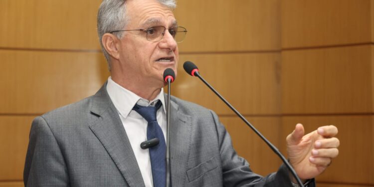 Chico do Correio faz cronologia da implantação do Campus Sertão da UFS