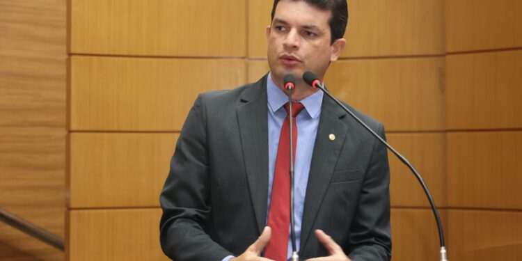 Paulo Júnior comemora subsídios destinados para o transporte coletivo