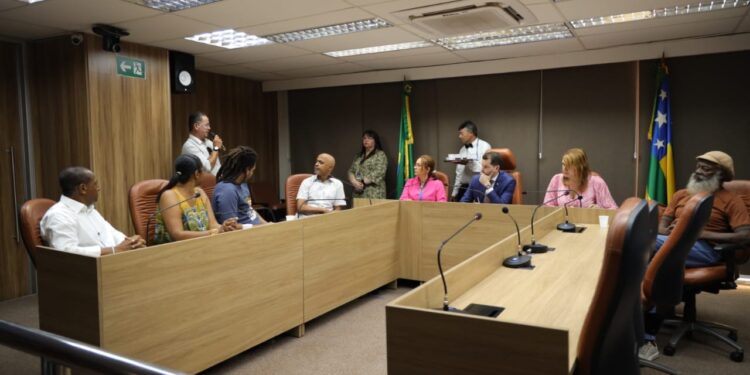 Audiência Pública debate a educação antirracista na Alese