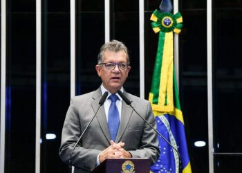 Senador Laércio vota a favor de projeto que reduz as filas do INSS