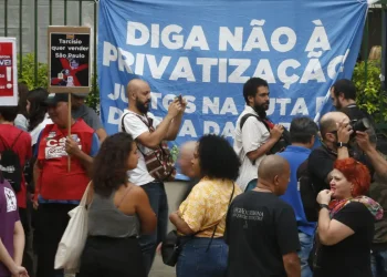 Categorias confirmam greve unificada contra privatizações em SP