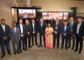 Parlamentares de Sergipe prestigiam abertura oficial de evento da Unale