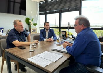 Neto Batalha visita Fecomércio e busca parceria para promover o desenvolvimento  econômico de Itabi e região
