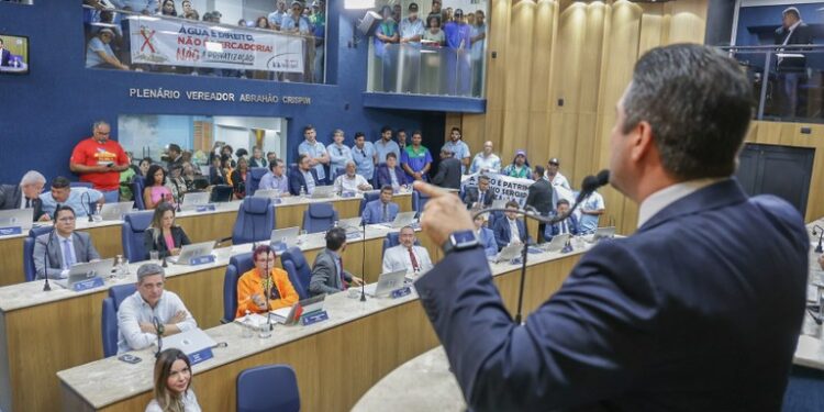 Pela primeira vez, Tribuna Livre se torna Sessão Especial para discutir contra a privatização da DESO
