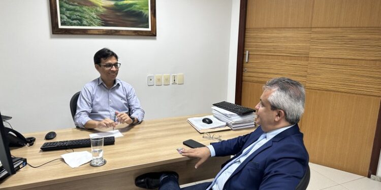 Elber se reúne com superintendente da SMTT