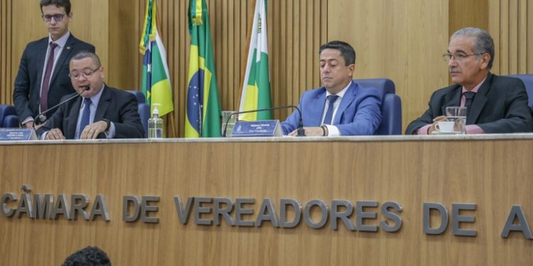 LOA chega à Casa Legislativa e segue para Comissão de Finanças, Tomada de Contas e Orçamento