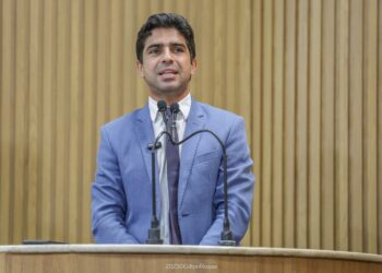 Vereador Pastor Diego critica postura de ministros do atual Governo Federal